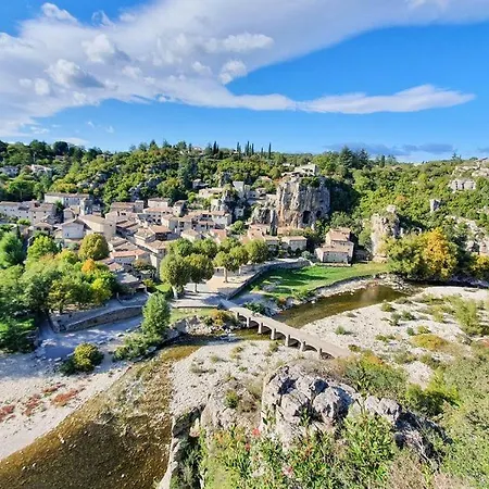 Apartament Le Chamaju